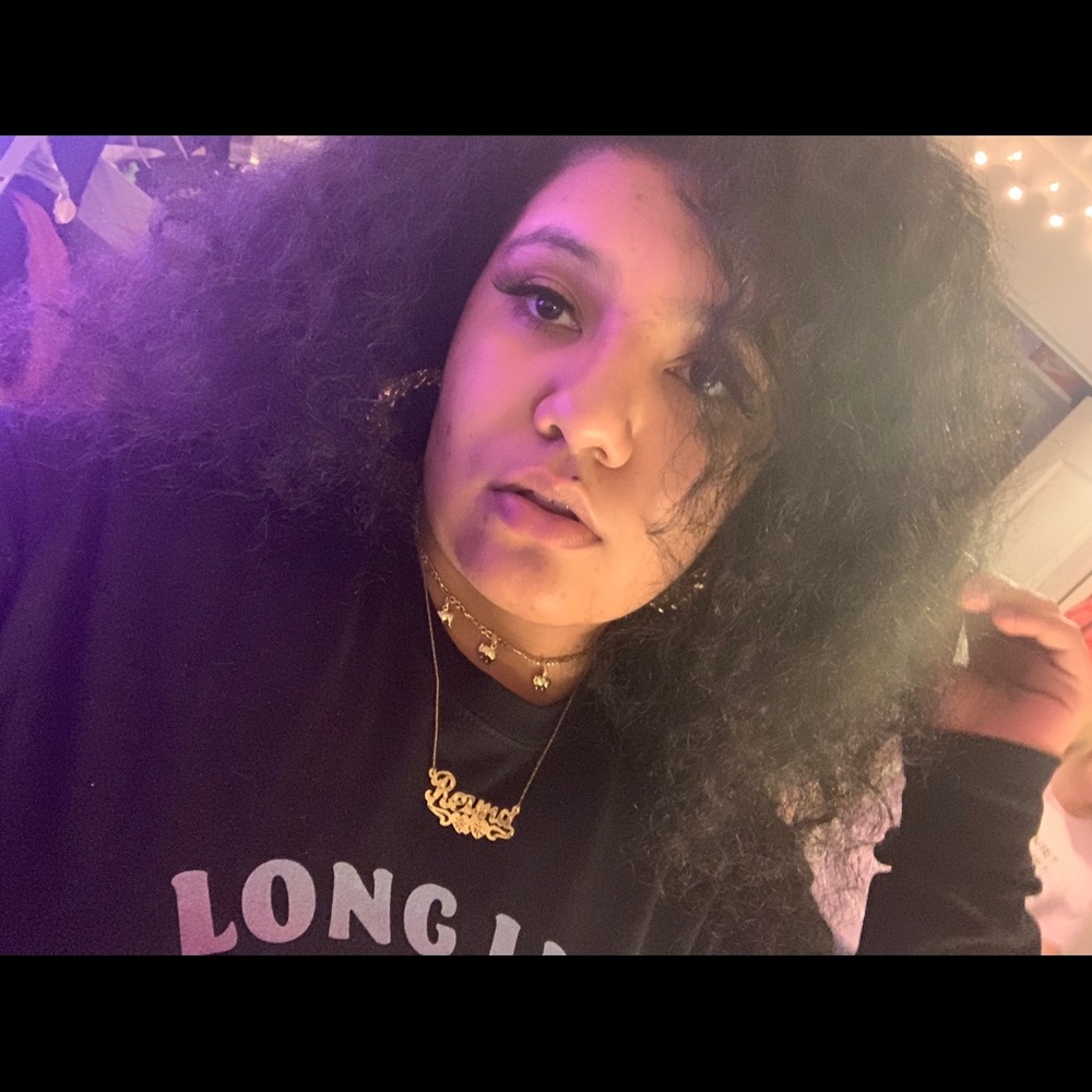 Meet your Posher, Reyna